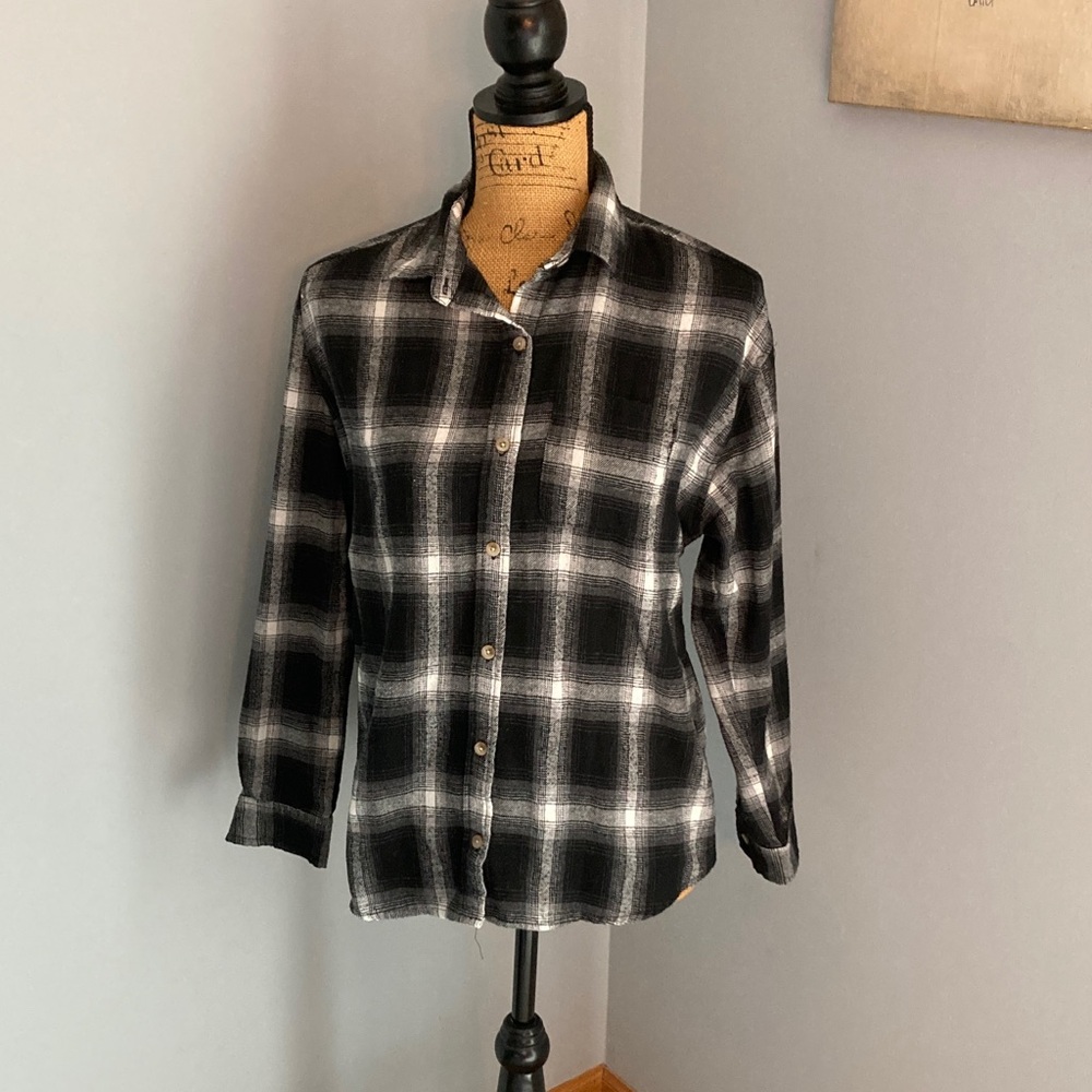 Just Polly Plaid Button Down Shirt Women Size S